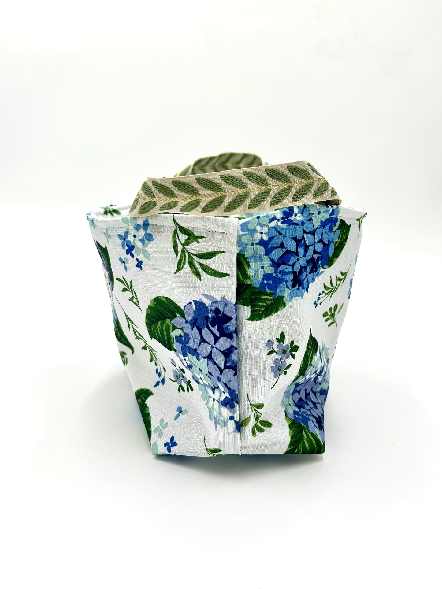 Hydrangea Has It